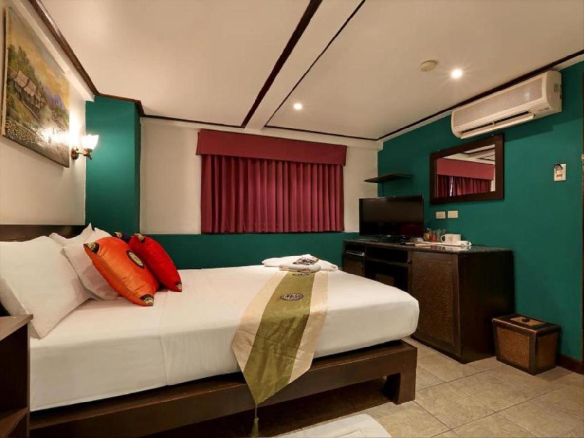 Angus O'Tool'S Guesthouse Karon Exterior photo